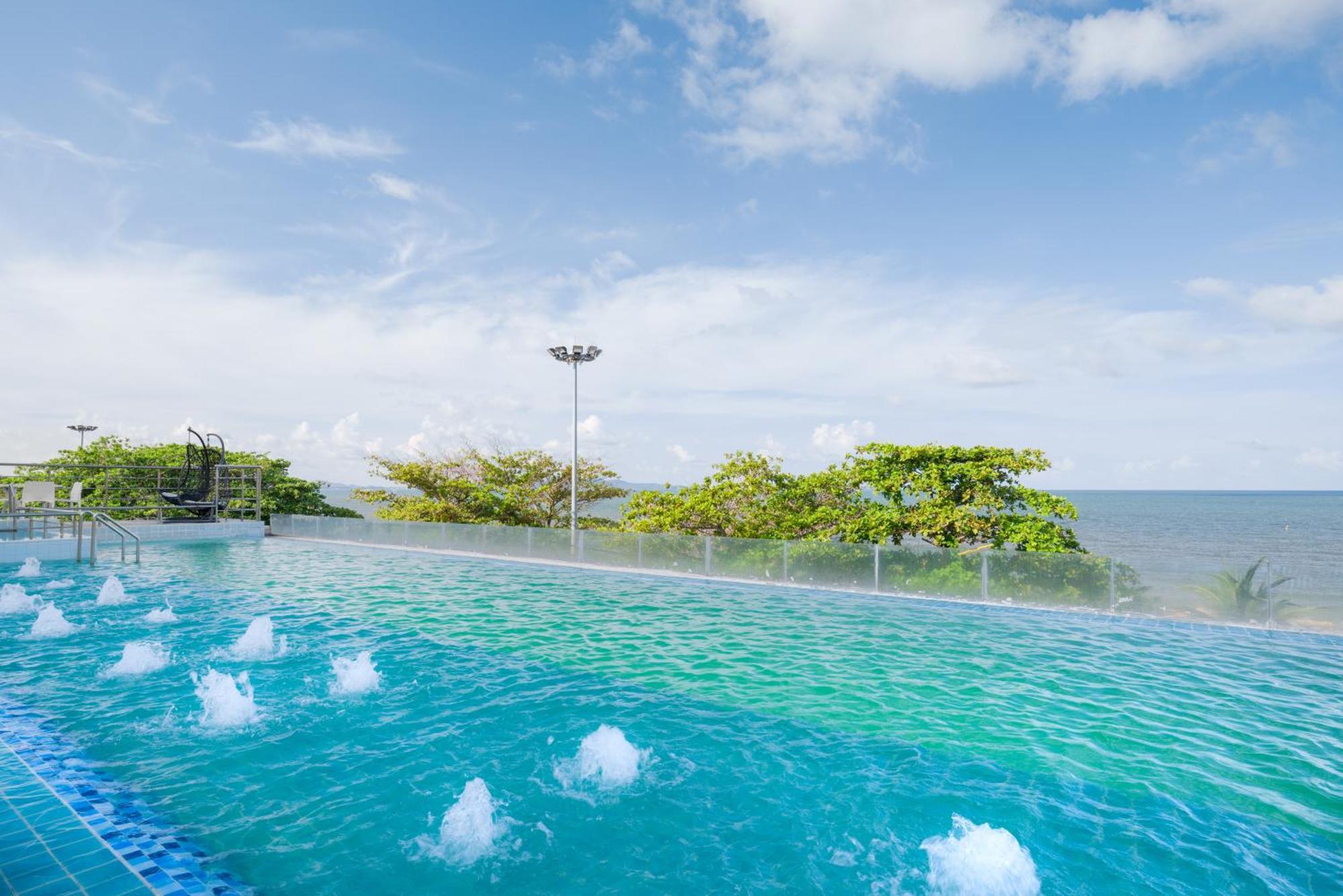 Jomtien Hisotel Exterior foto