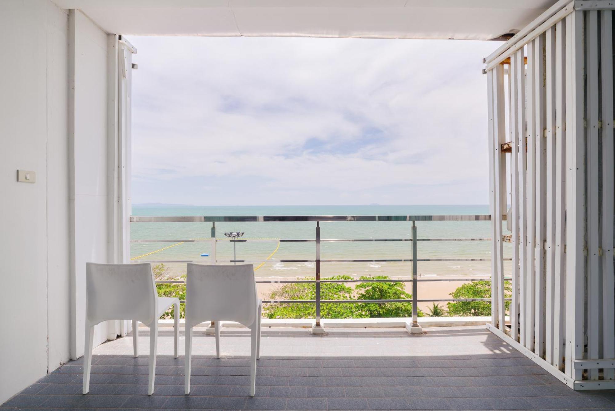 Jomtien Hisotel Exterior foto