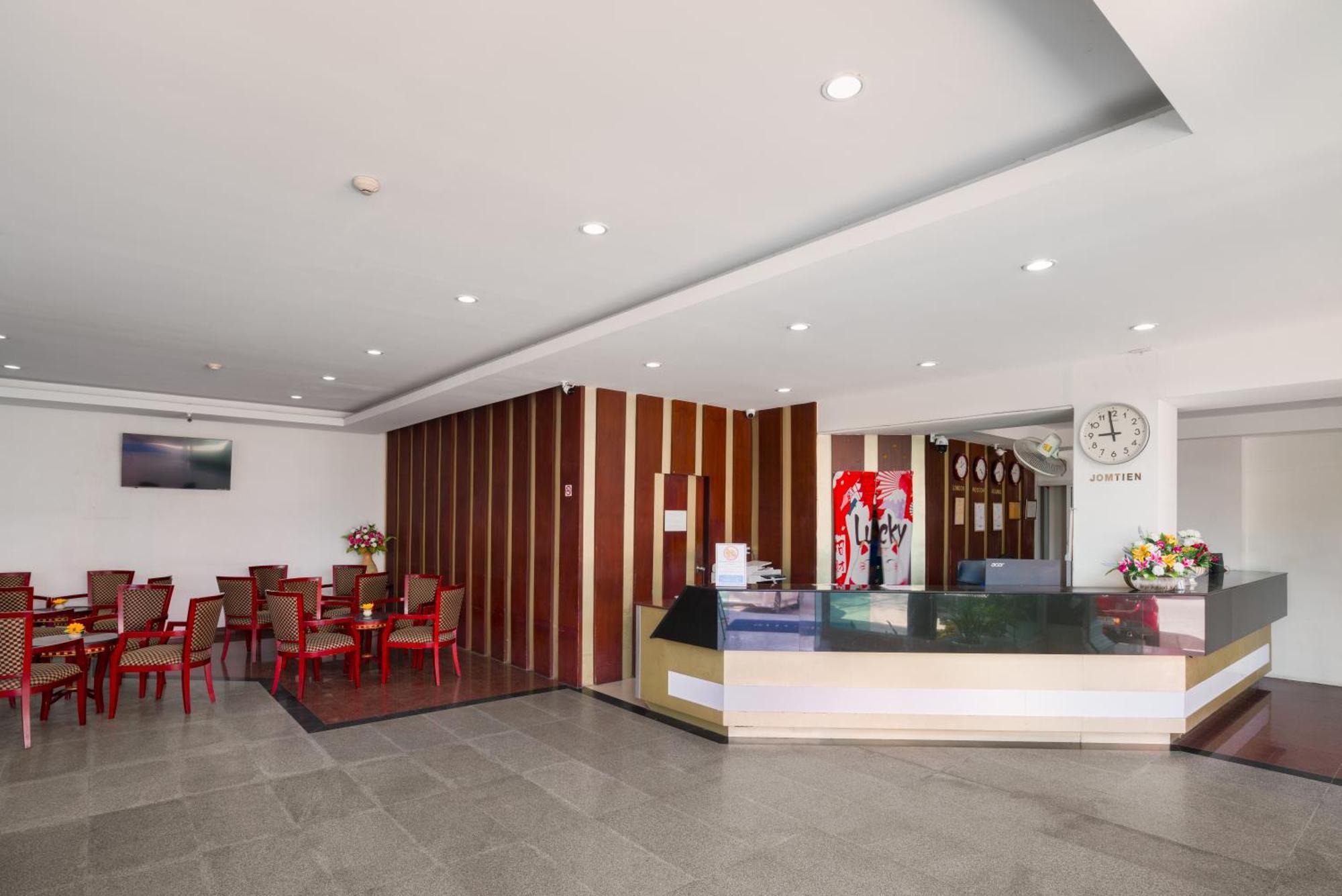 Jomtien Hisotel Exterior foto