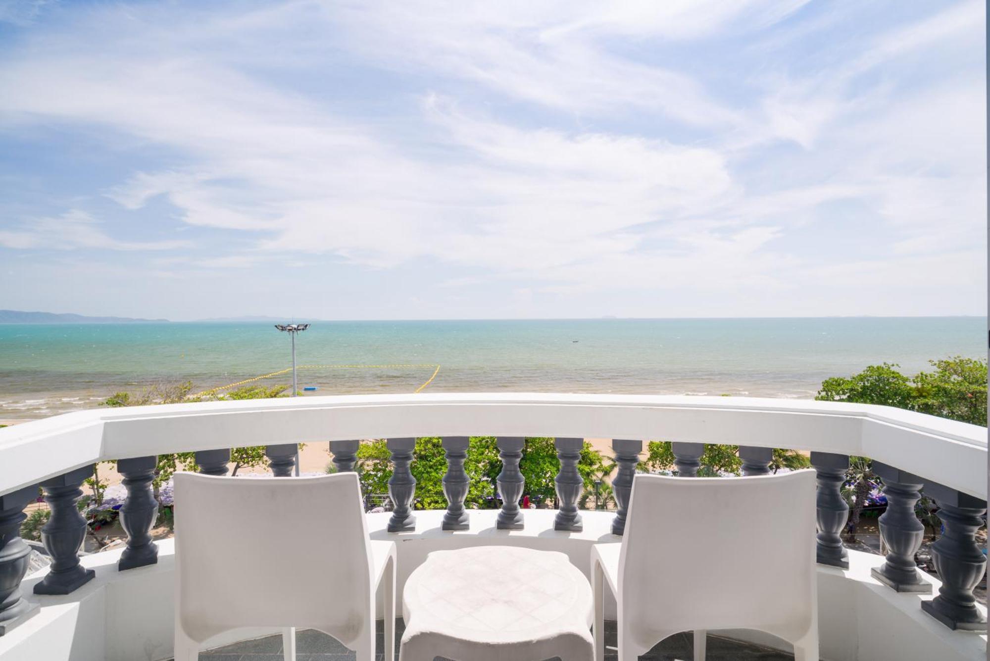 Jomtien Hisotel Exterior foto