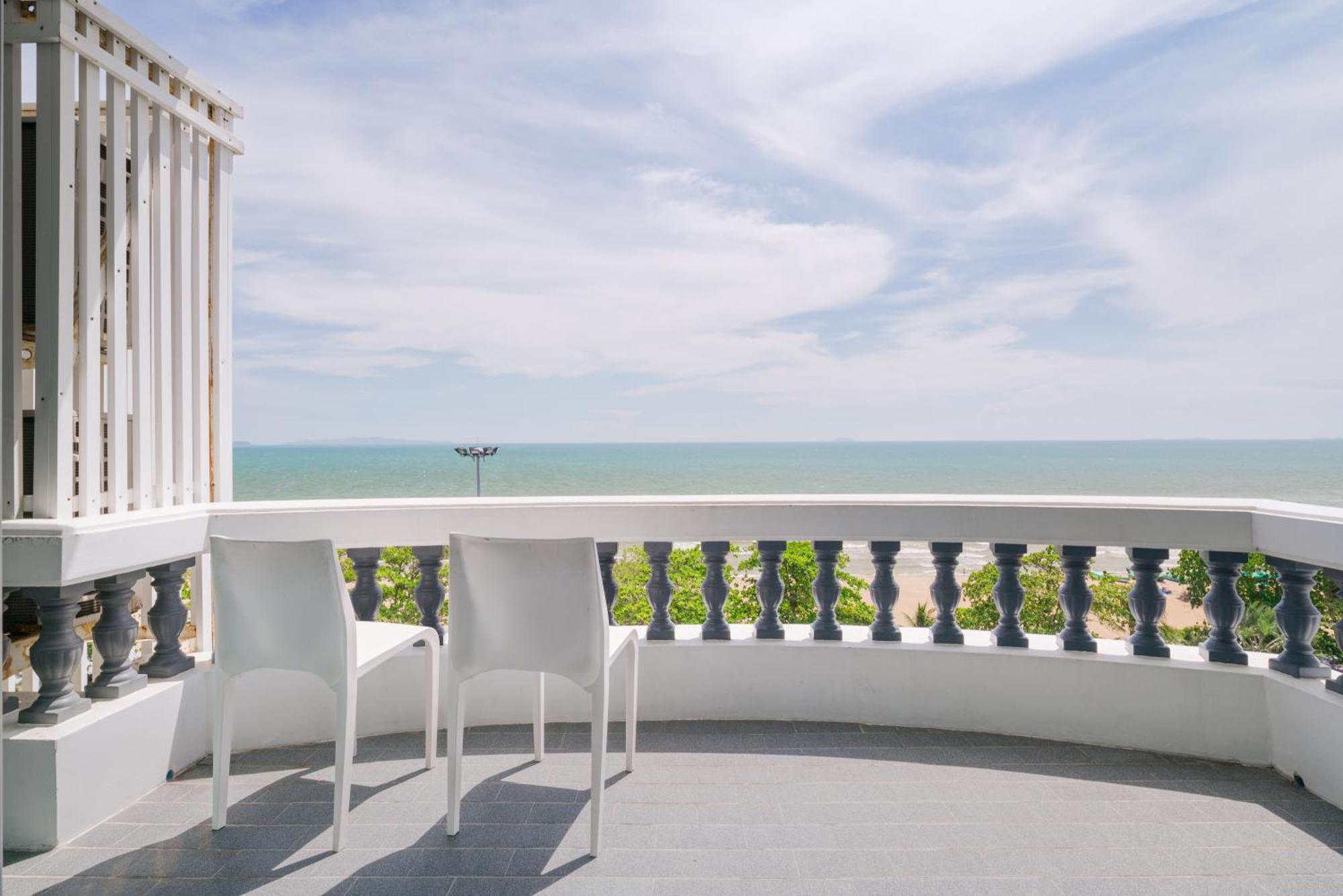Jomtien Hisotel Exterior foto